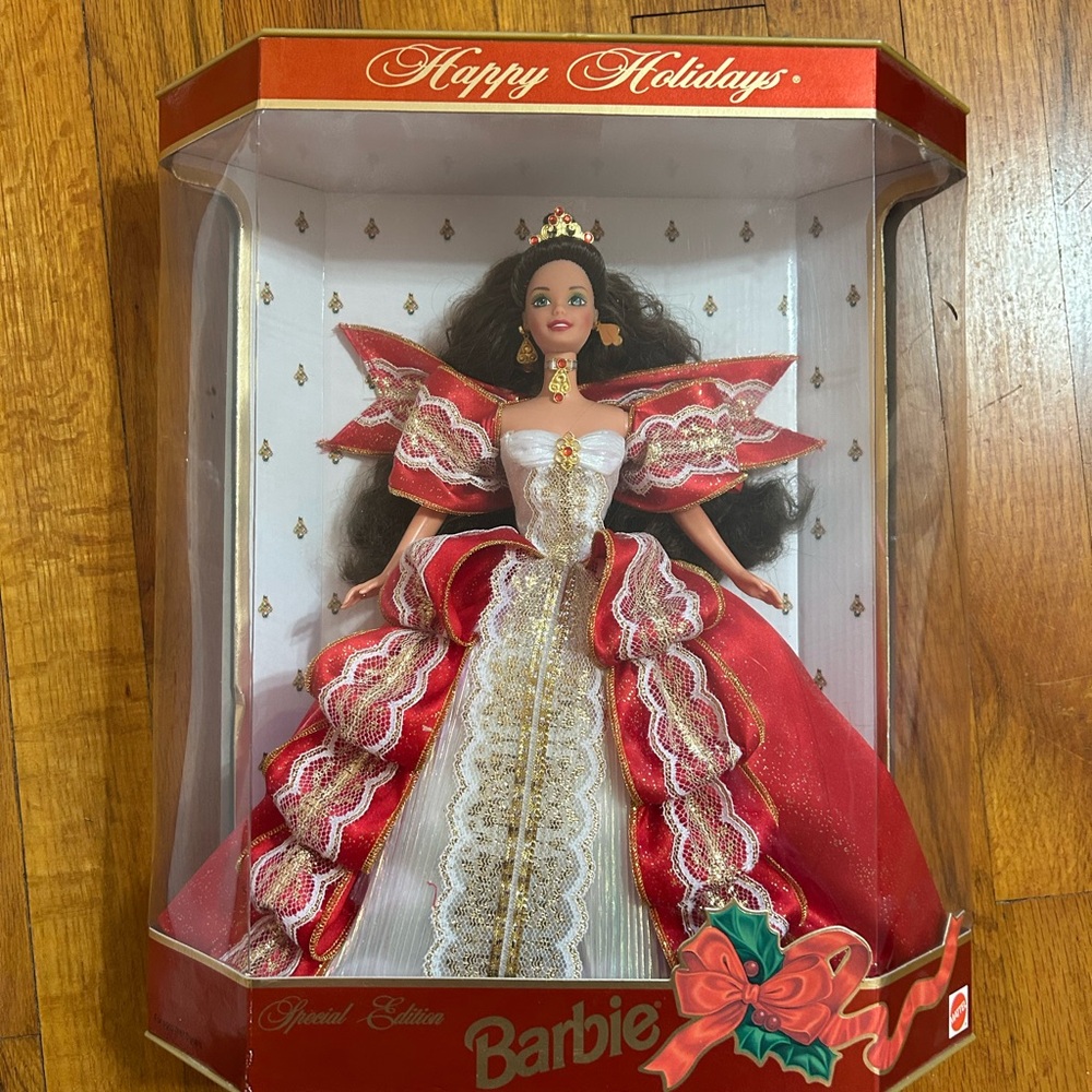 Vintage Barbie 1997 Holiday Barbie
